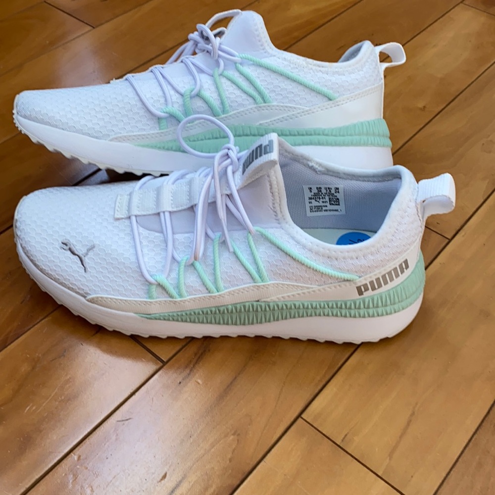 Puma Shoes - Picture 1 of 4